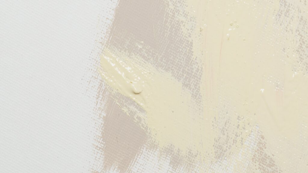 Nuances de beige en peinture